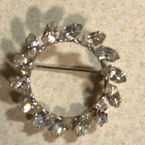 Vintage Van Dell sterling crystal rhinestone broach (680) - Picture 2 of 5